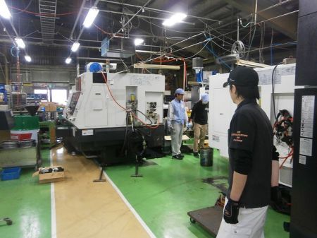 機械＆材料棚の移動です