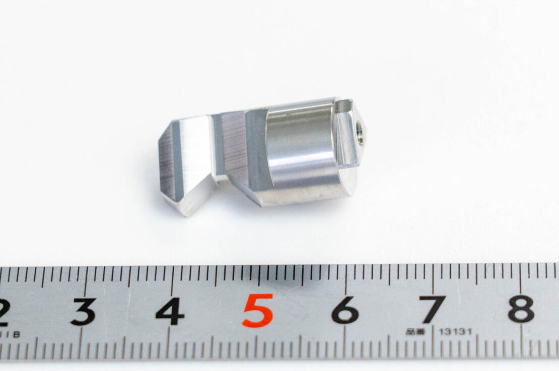 医療機器用SUS303精密部品